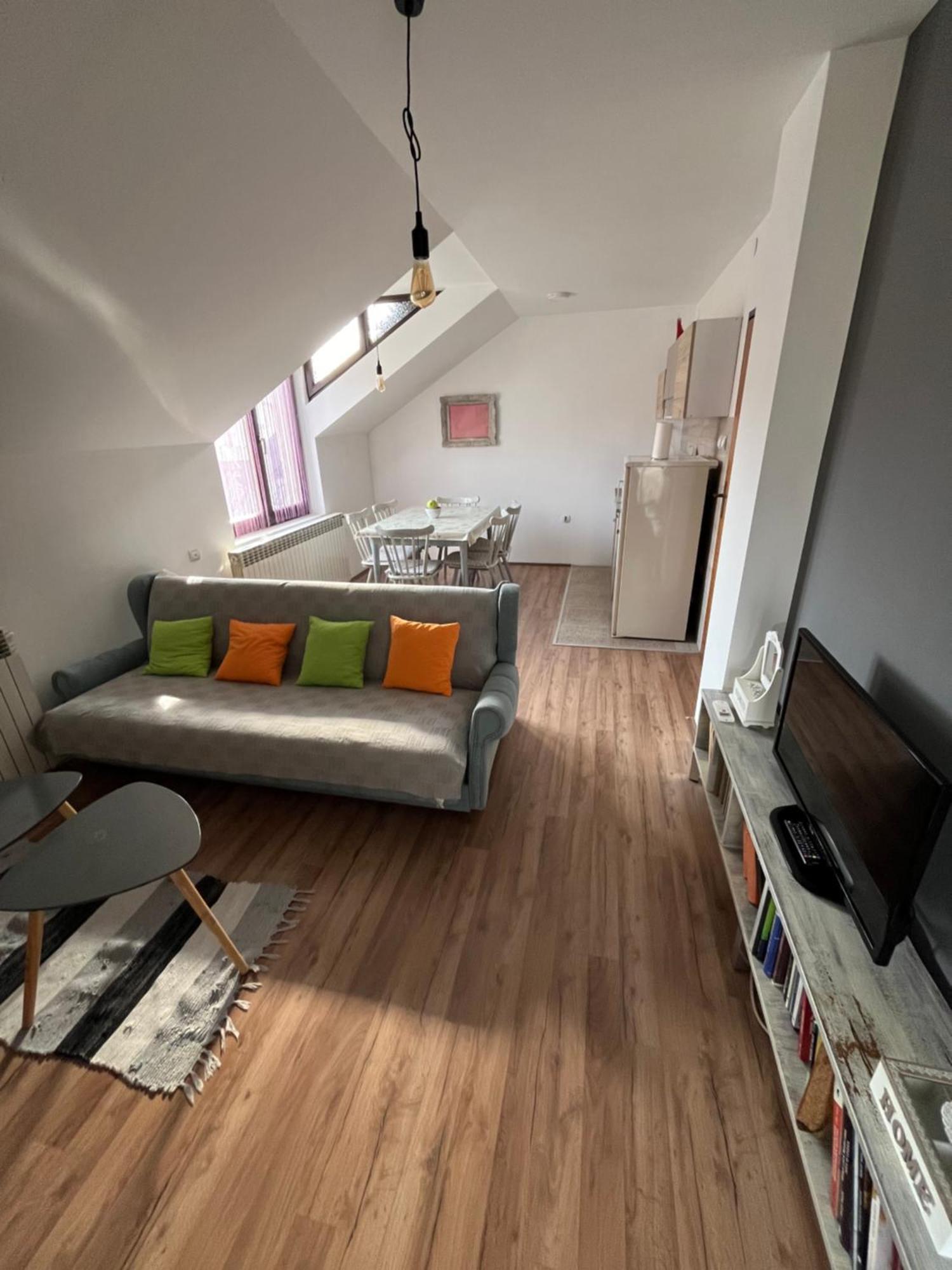 Stan Na Dan Loznica Apartment Exterior photo